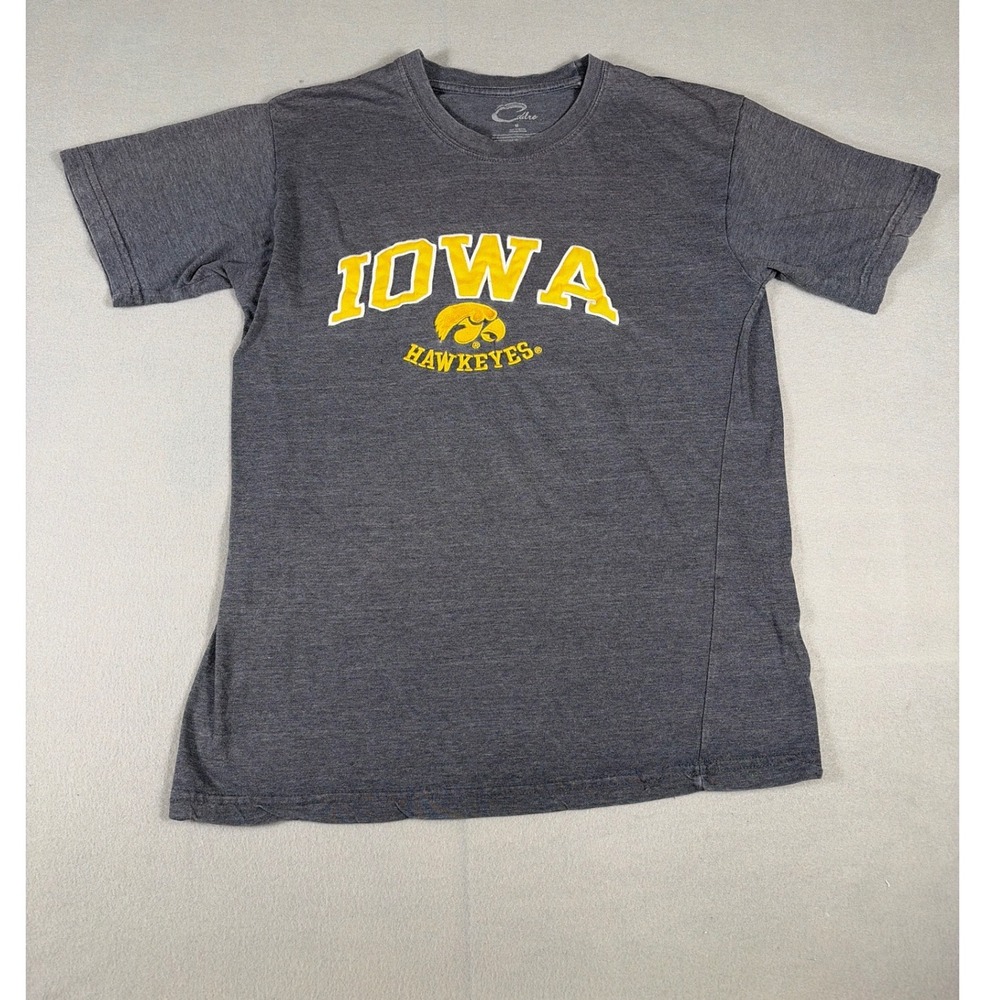 Cadre‎ Iowa Hawkeyes T-Shirt Womens Medium Gray Varsity Graphic Short Sleeve Tee